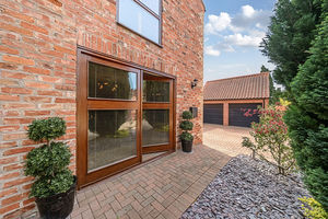 Photo 2- click for photo gallery